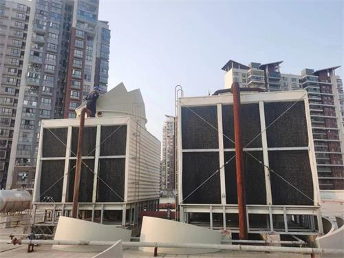 逆流式廣東冷卻塔的工作原理是什么(廣東逆流式冷卻塔)